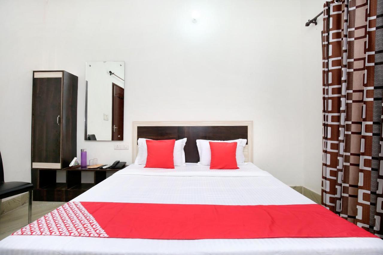 Oyo 24666 Samar Residency Hotell Amritsar Exteriör bild