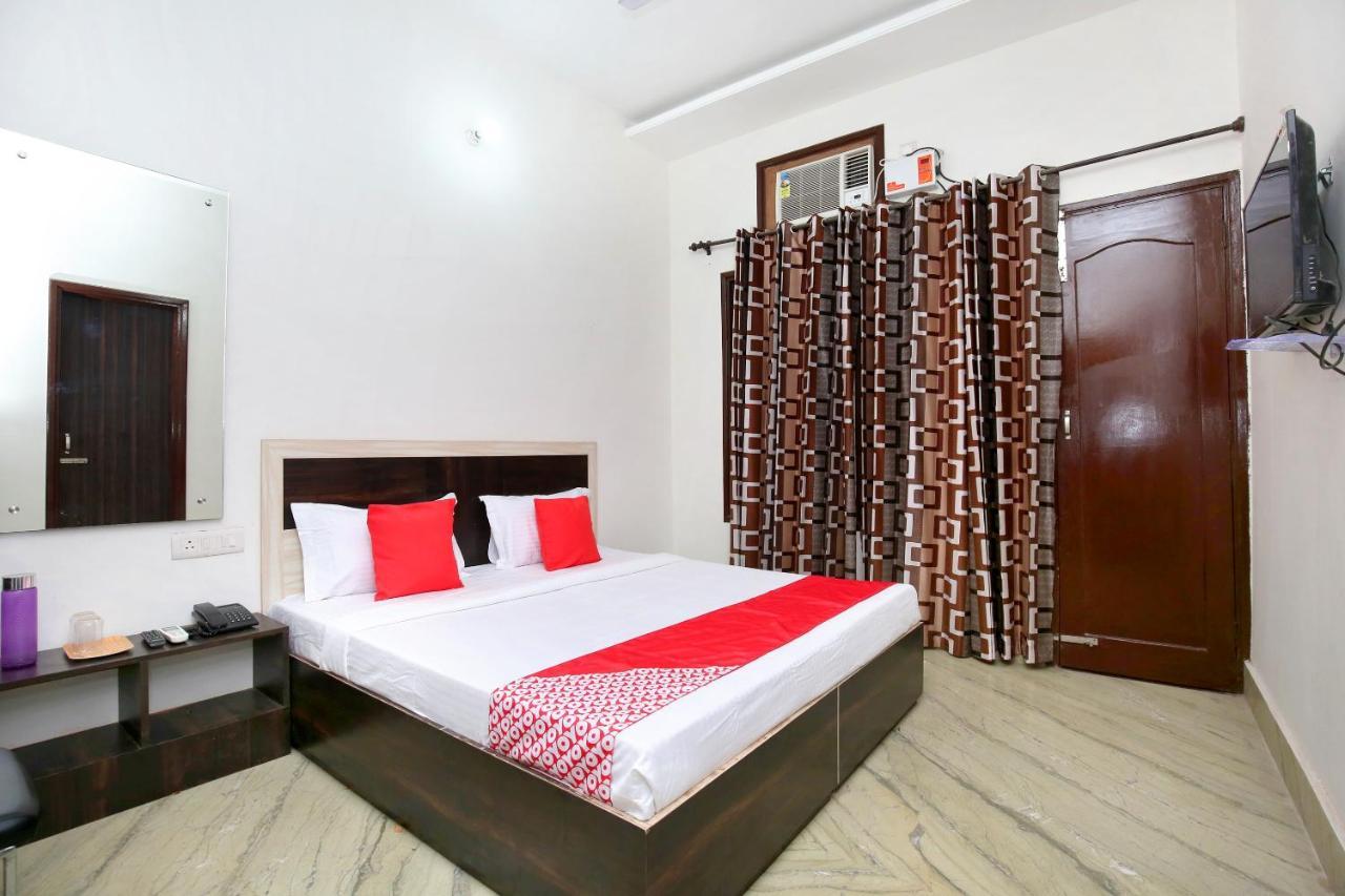 Oyo 24666 Samar Residency Hotell Amritsar Exteriör bild